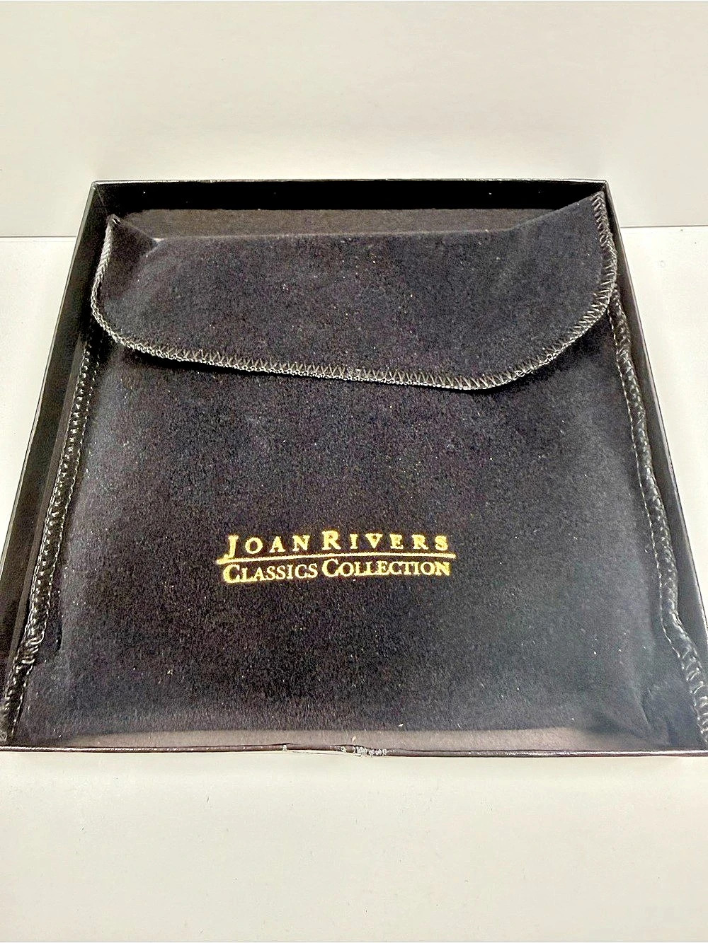 New-Joan Rivers Classics Collection Interlocking Rings Necklace Gold - Picture 2 of 3